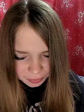 Zuli Kiska online show from 03-07-26, 07:33