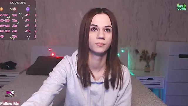 ItsAlisia online show from 03-17-25, 06:40