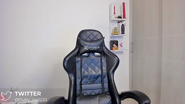 RubiOberli online show from 03-13-25, 06:37