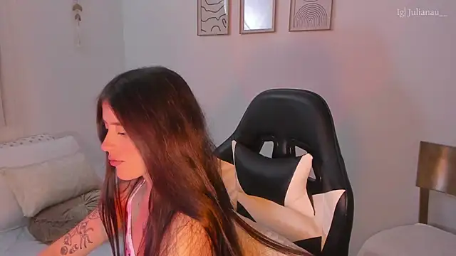 iriswest  online show from 02-17-25, 01:47