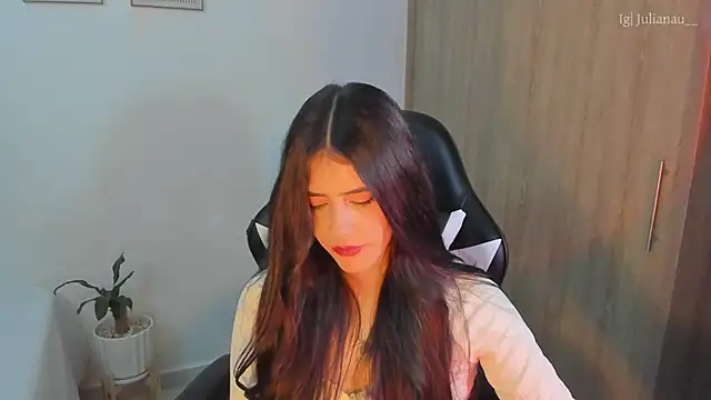 iriswest  online show from 02-20-25, 10:37