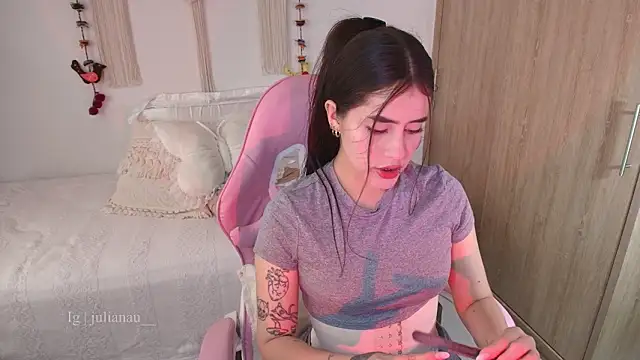 iriswest  online show from 03-14-26, 10:48