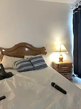 Snapshot of WowAna chatting on 03-06-25, 01:57 WowAna online show from 03-06-25, 01:57