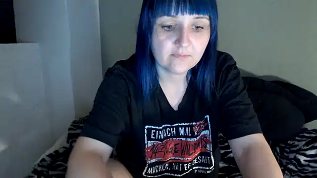 Snapshot of beauty-of-pain chatting on 07-14-26, 10:15 beauty-of-pain online show from 07-14-26, 10:15