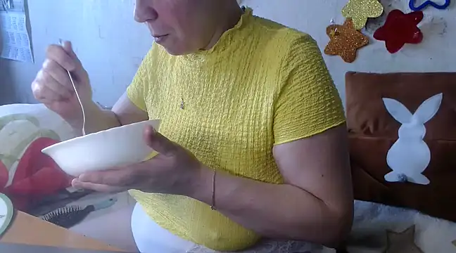 QueenLana online show from 03-06-25, 02:18