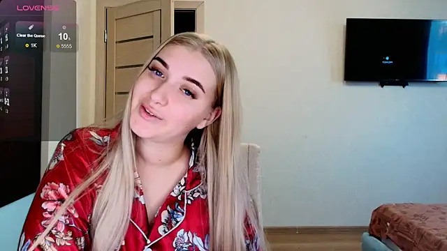 Snapshot of Adr1ana_ chatting on 10-17-25, 05:10 Adr1ana online show from 10-17-25, 05:10