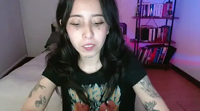 Snapshot of babyluna_8_8 chatting on 12-26-24, 06:09 babyluna 8 8 online show from 12-26-24, 06:09