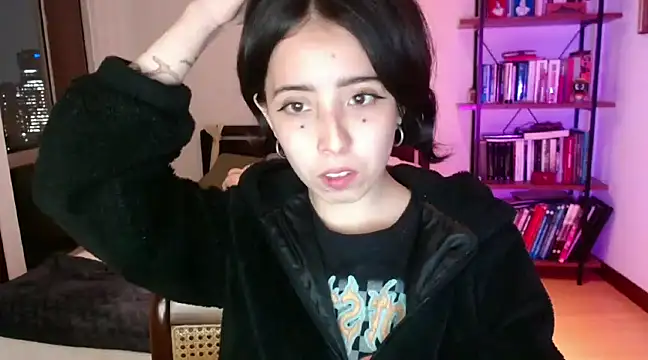 Snapshot of babyluna_8_8 chatting on 02-26-25, 11:37 babyluna 8 8 online show from 02-26-25, 11:37