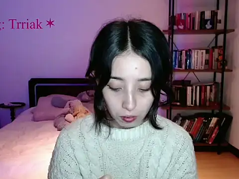 babyluna 8 8 online show from 04-18-26, 06:50