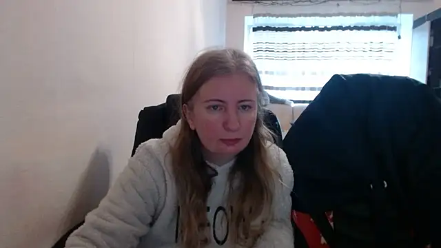 PeterAndJen online show from 01-18-26, 07:56