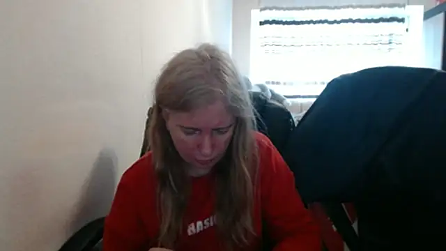 PeterAndJen online show from 04-13-26, 08:20