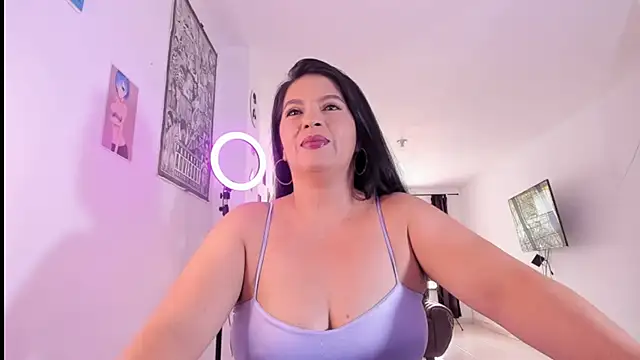 Snapshot of hornystepmommy chatting on 01-09-25, 08:33 hornystepmommy online show from 01-09-25, 08:33