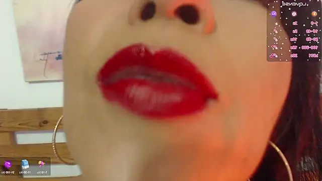 Snapshot of hornystepmommy chatting on 03-18-25, 11:31 hornystepmommy online show from 03-18-25, 11:31