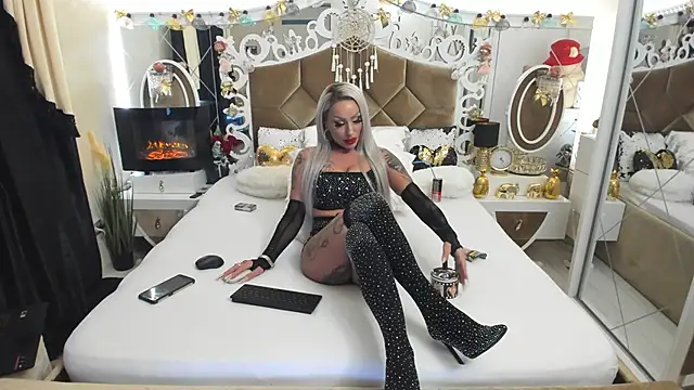 Snapshot of hotgirlsmoking_69xxx chatting on 12-15-24, 02:27 hotgirlsmoking 69xxx online show from 12-15-24, 02:27