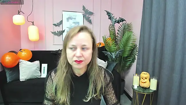 Snapshot of GabrielGold chatting on 10-30-25, 08:31 GabrielGold online show from 10-30-25, 08:31