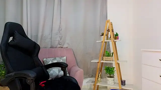 bella  adams online show from 02-12-25, 02:03