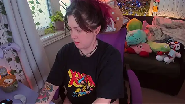 JennKenobi online show from 04-28-26, 12:43
