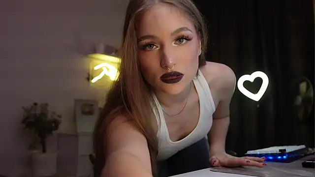 MrsTenderBeast online show from 09-14-25, 03:11