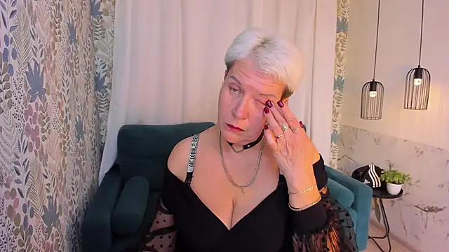 Snapshot of KathySunn chatting on 04-23-26, 01:13 KathySunn online show from 04-23-26, 01:13