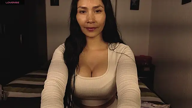 Snapshot of Angela_isabella chatting on 07-15-26, 10:48 Angela isabella online show from 07-15-26, 10:48
