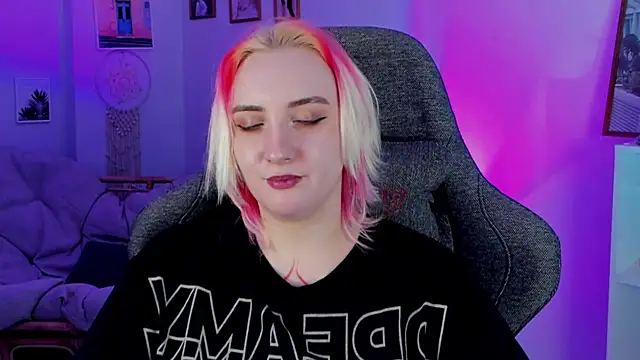 AsheLucker online show from 02-12-25, 11:41