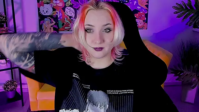 AsheLucker online show from 03-07-25, 05:40