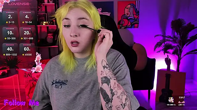 AsheLucker online show from 09-29-25, 02:27