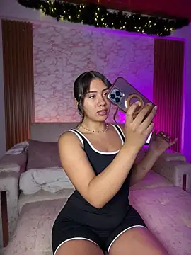 Snapshot of Ambar_pe_ chatting on 05-24-26, 02:49 Ambar pe online show from 05-24-26, 02:49