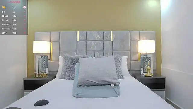 Snapshot of Little_Amarantha chatting on 09-13-25, 01:38 Little Amarantha online show from 09-13-25, 01:38