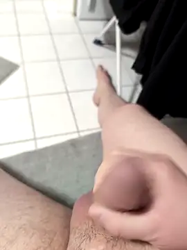 Snapshot of Philip266@xh chatting on 02-23-25, 05:12 Philip266xh online show from 02-23-25, 05:12