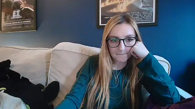 short sweetpea online show from 10-21-25, 04:30