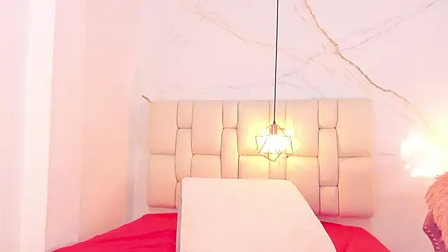 Snapshot of IsiisLovei chatting on 01-10-25, 02:23 IsiisLovei online show from 01-10-25, 02:23