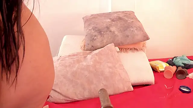 Snapshot of IsiisLovei chatting on 01-27-25, 06:09 IsiisLovei online show from 01-27-25, 06:09