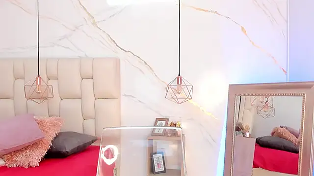 Snapshot of IsiisLovei chatting on 03-12-25, 02:56 IsiisLovei online show from 03-12-25, 02:56