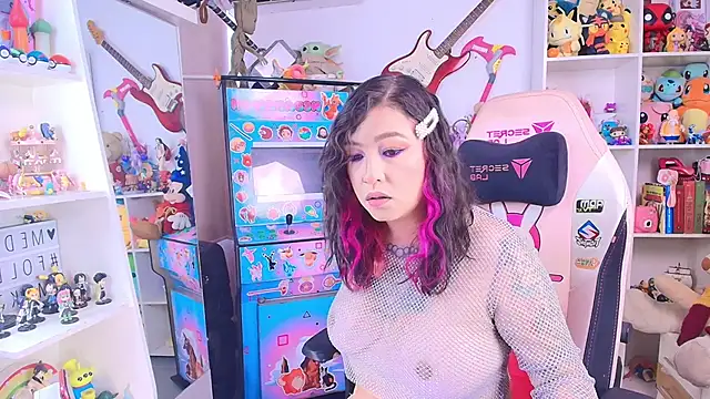 meda kawaii  online show from 09-29-25, 05:40