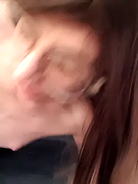 Snapshot of LouGabriel chatting on 01-05-25, 12:42 LouGabriel online show from 01-05-25, 12:42