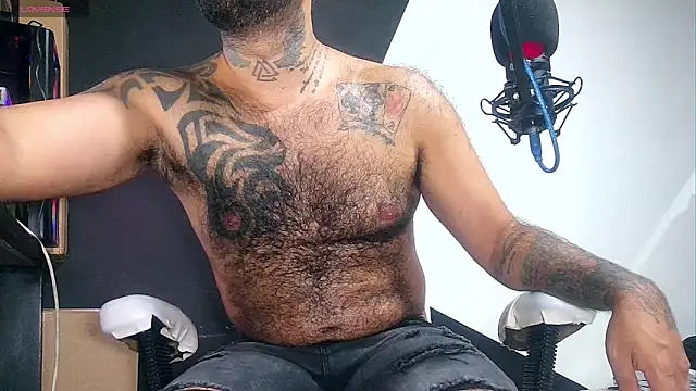 Snapshot of TeddyGominola_ chatting on 11-12-25, 07:35 TeddyGominola online show from 11-12-25, 07:35