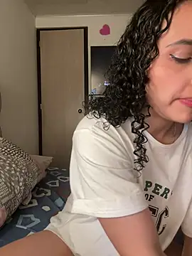 Lucy Marin online show from 02-24-25, 11:30