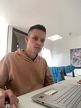 yequeal online show from 02-24-25, 06:15