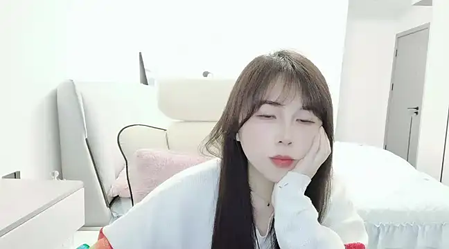 Sunset glow online show from 03-09-25, 02:32