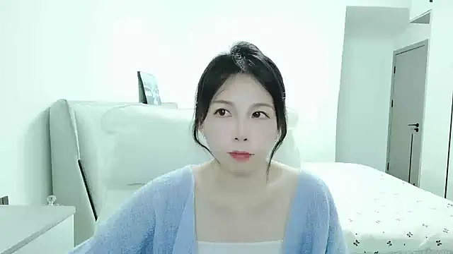 Sunset glow online show from 10-24-25, 03:30