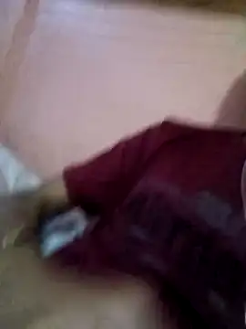 Snapshot of riggijaviersalas chatting on 10-27-25, 05:44 riggijaviersalas online show from 10-27-25, 05:44