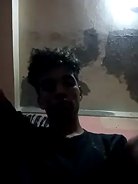 Snapshot of riggijaviersalas chatting on 10-28-25, 06:28 riggijaviersalas online show from 10-28-25, 06:28