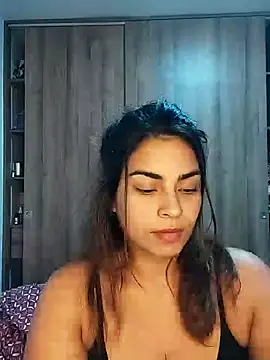 Snapshot of Ivanna2 chatting on 12-04-24, 03:59 Ivanna2 online show from 12-04-24, 03:59