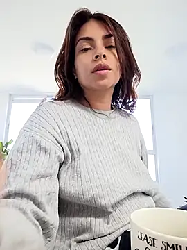 Snapshot of Ivanna2 chatting on 10-09-25, 01:20 Ivanna2 online show from 10-09-25, 01:20