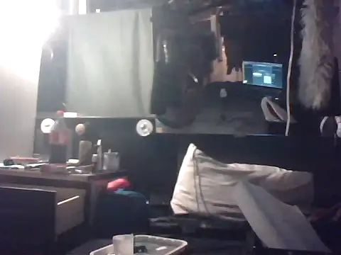 slutviki online show from 12-19-25, 11:01