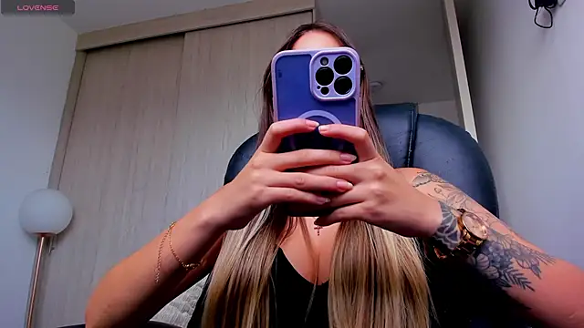 StacyConner online show from 04-15-26, 08:53