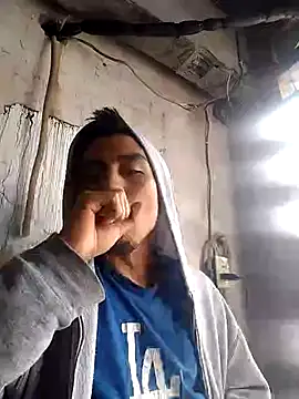 Snapshot of AlexAlejandro13 chatting on 01-03-25, 06:24 AlexAlejandro13 online show from 01-03-25, 06:24