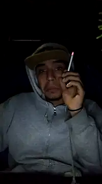 Snapshot of AlexAlejandro13 chatting on 01-04-25, 02:35 AlexAlejandro13 online show from 01-04-25, 02:35