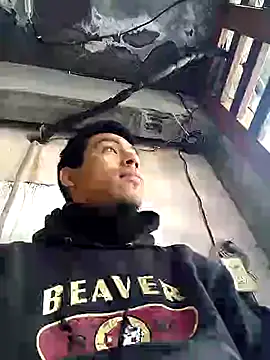 Snapshot of AlexAlejandro13 chatting on 01-13-25, 08:26 AlexAlejandro13 online show from 01-13-25, 08:26